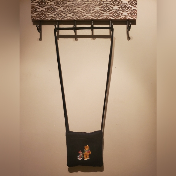 Vintage Winnie the Pooh and Piglet Crossbody - Picture 2 of 7